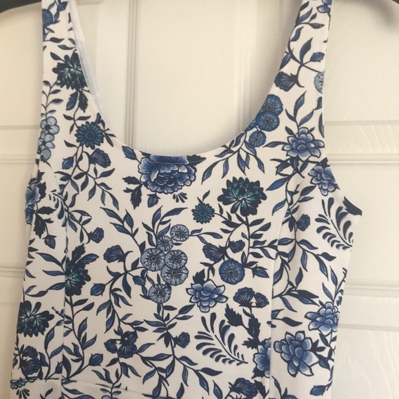 Blue flower print dress - Picture 2 of 3